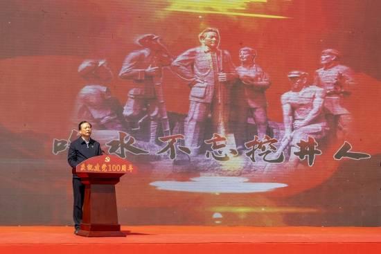 小艾比摄影家
